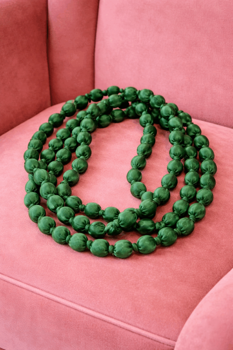 e1ce0b25-c5e9-4676-b381-bd0ca9236878